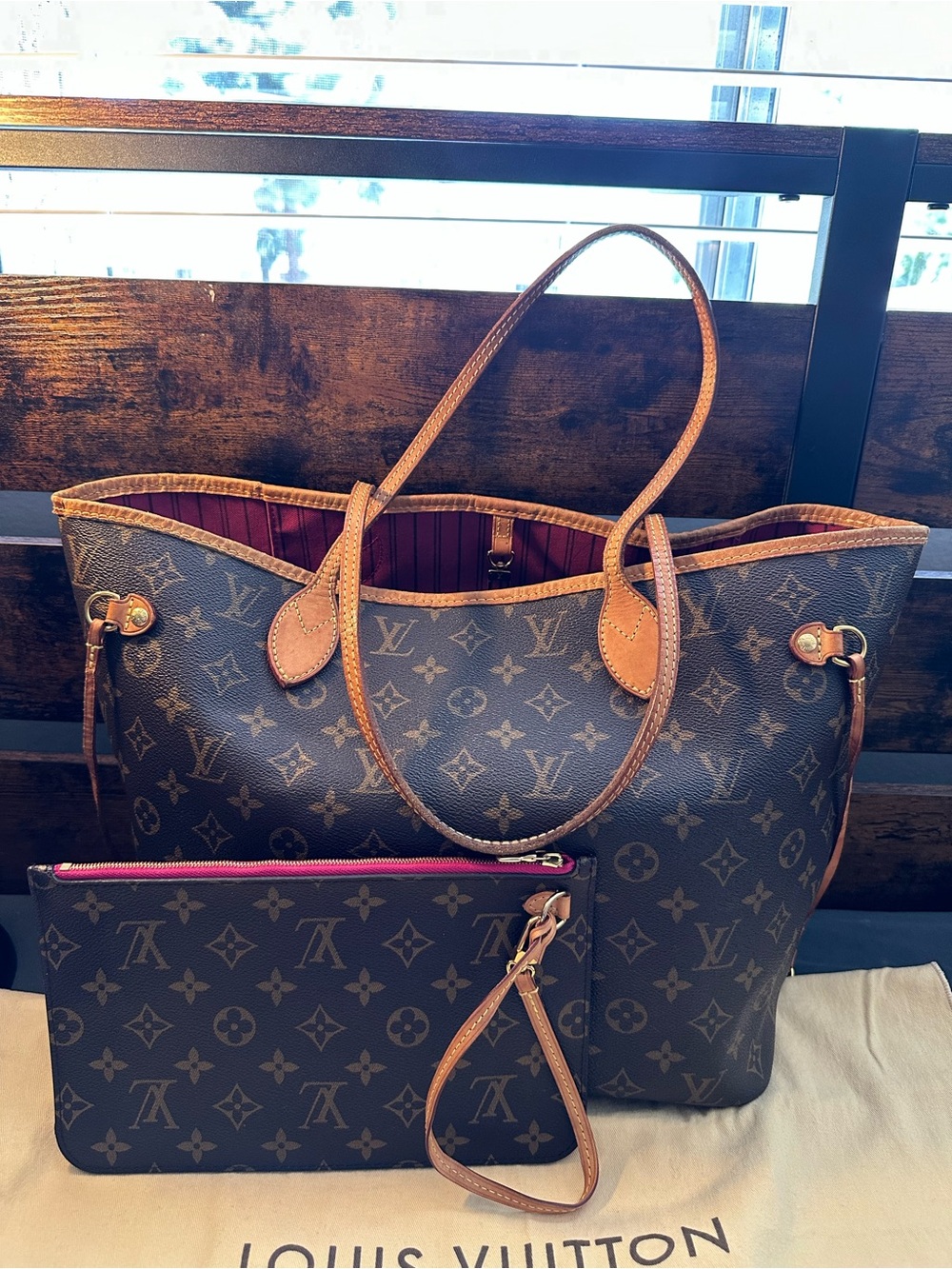 Louis Vuitton Neverfull Mm - Picture 2 of 12